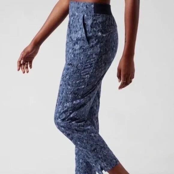 Athleta Pants Brooklyn Ankle Pull On Captivate Chrome Blue Stretch Womens 10 - Picture 10 of 11
